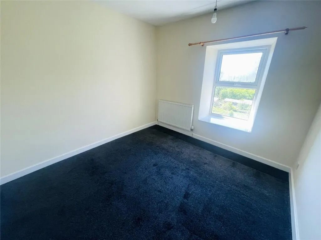 2 bed End of Terrace