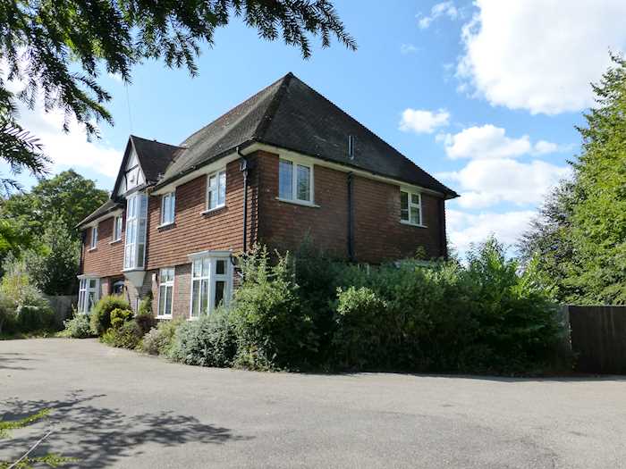 1 Addington Road, South Croydon, CR2 8RE