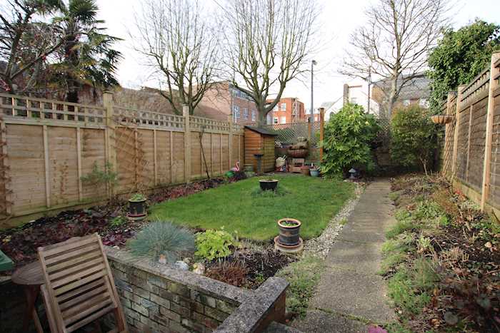 9 Liverpool Road, St Albans, AL1 3UN