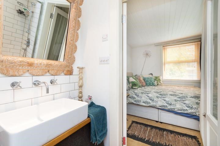 Ground Floor, 76 Coningham Road, Shepherds Bush, W12 8BH