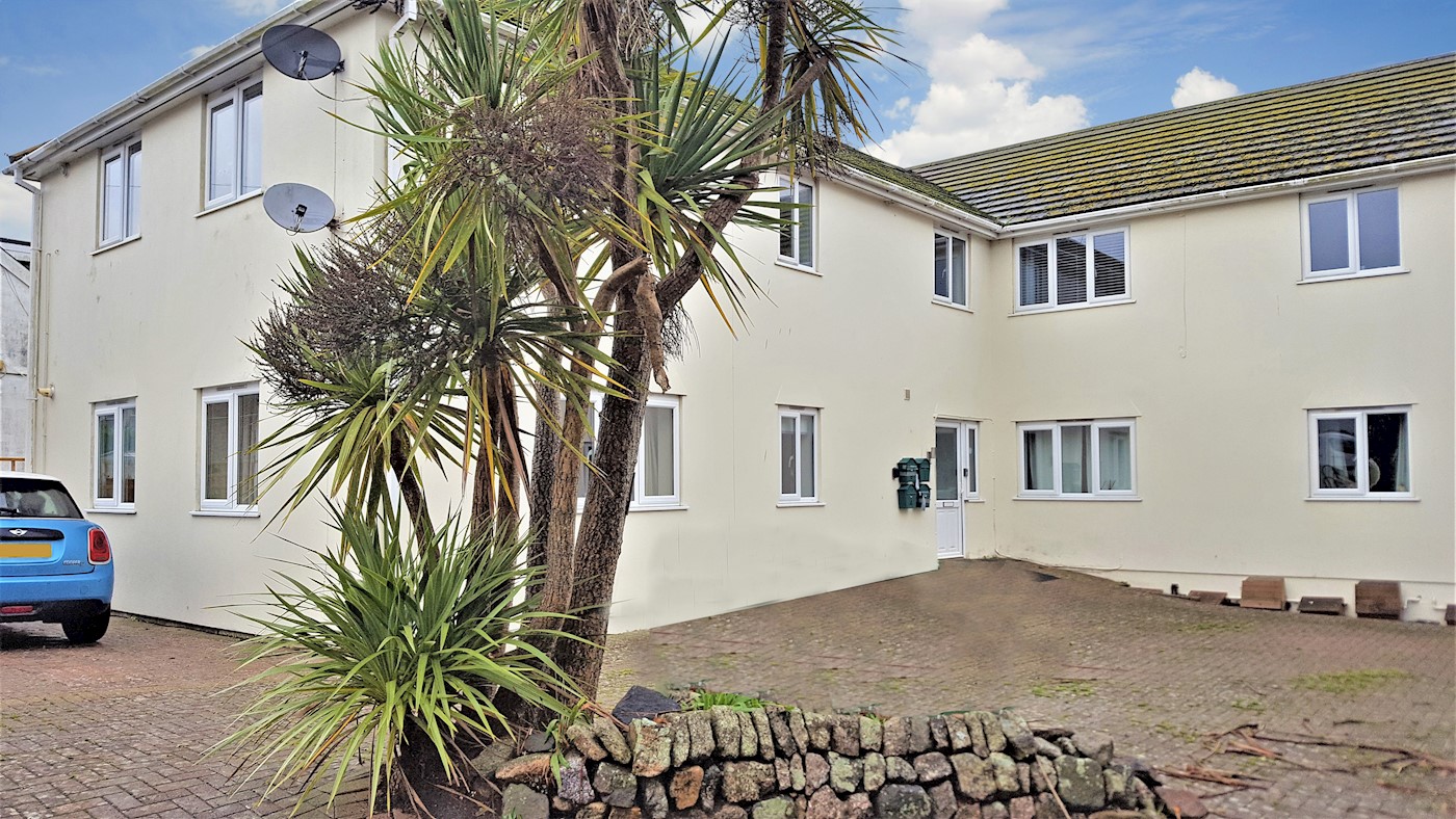 Chy-an-mor Apartments, Higher Boskerris, Carbis Bay, St. Ives, TR26 2FL