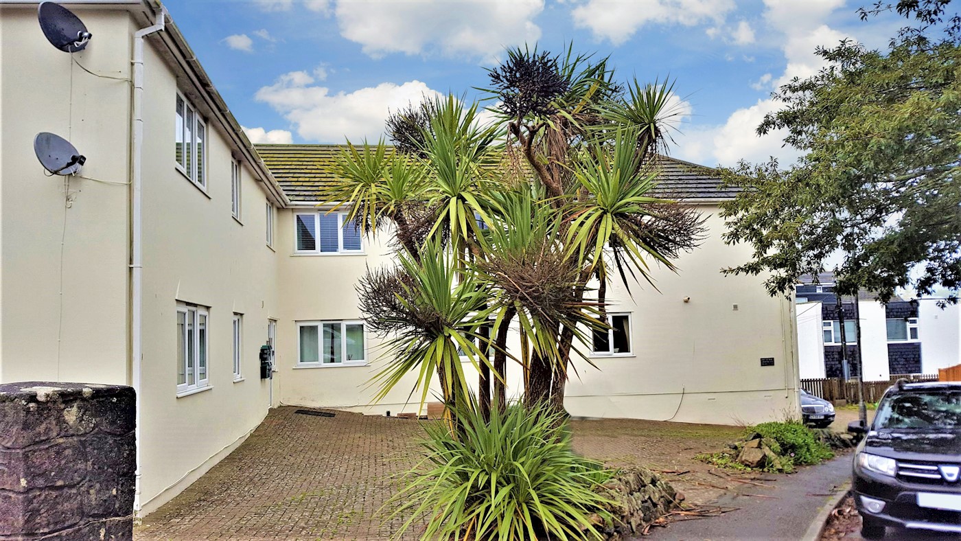 Chy-an-mor Apartments, Higher Boskerris, Carbis Bay, St. Ives, TR26 2FL