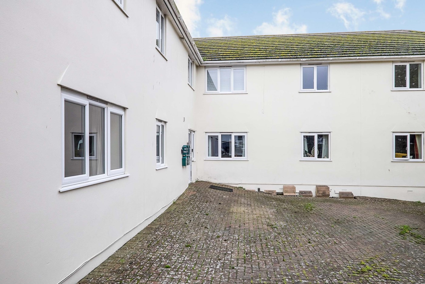 Chy-an-mor Apartments, Higher Boskerris, Carbis Bay, St. Ives, TR26 2FL