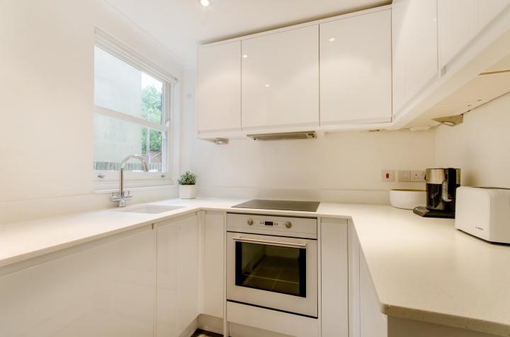 Flat 1, 12 Lichfield Road, Cricklewood, NW2 2RE