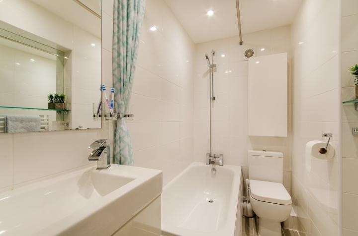 Flat 1, 12 Lichfield Road, Cricklewood, NW2 2RE