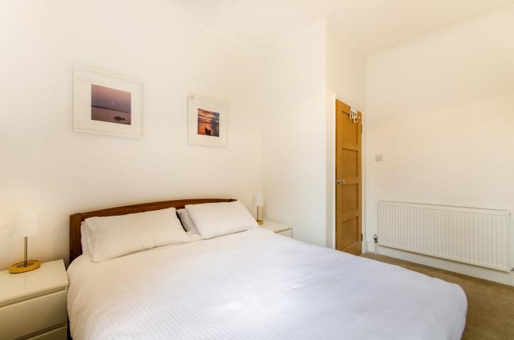 Flat 1, 12 Lichfield Road, Cricklewood, NW2 2RE