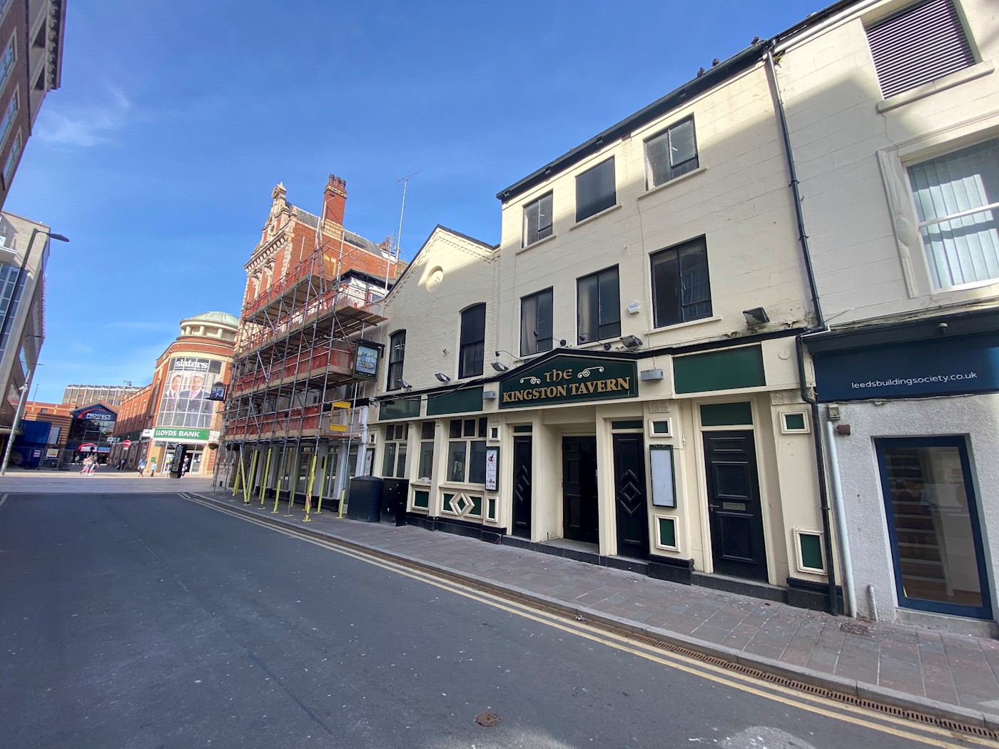 Former Yates' Wine Lodge, 76 Paragon Street, Kingston upon Hull, HU1 3PW