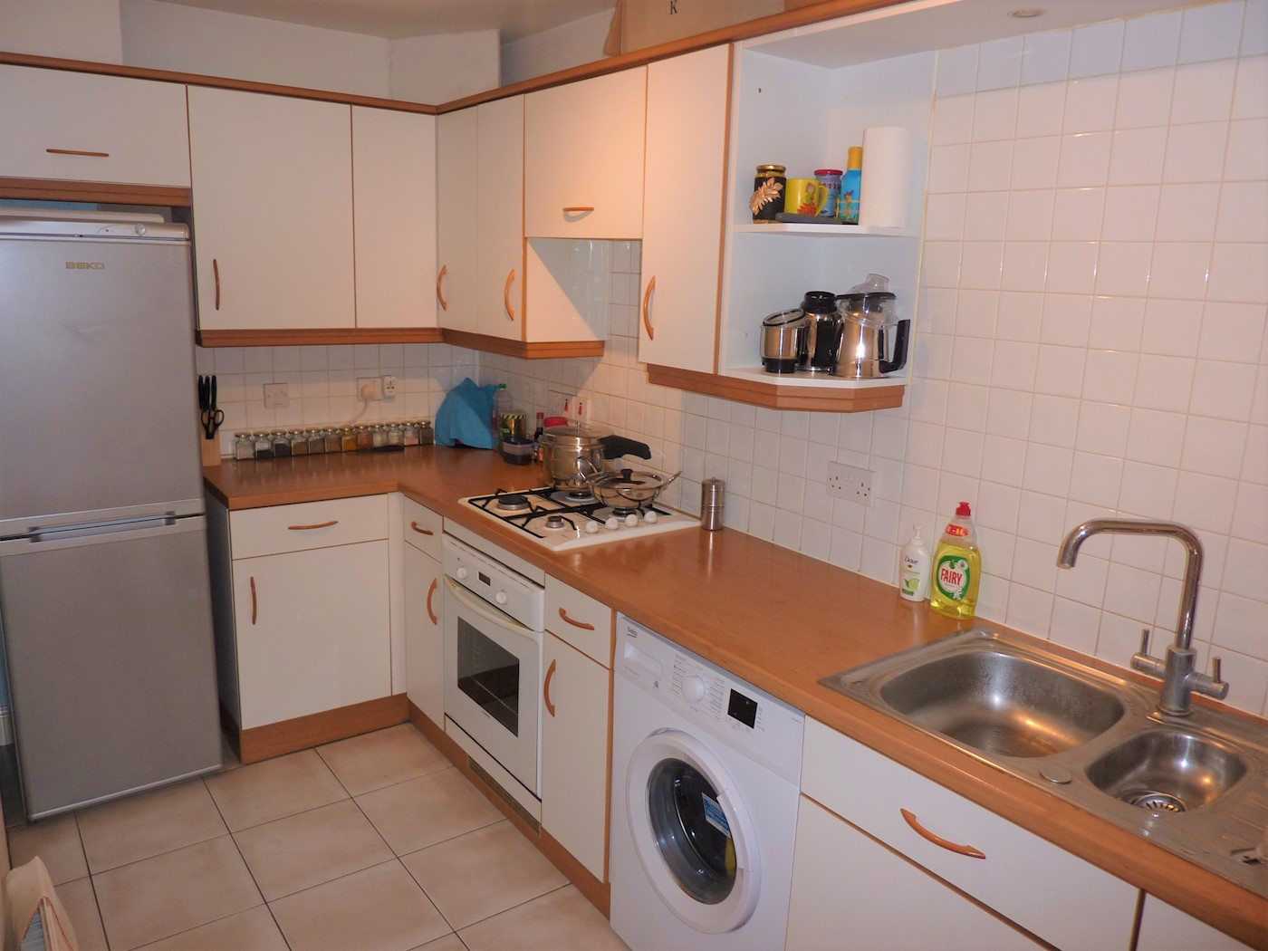 30 Gainsborough Court, Homesdale Road, Bromley, BR2 9NB