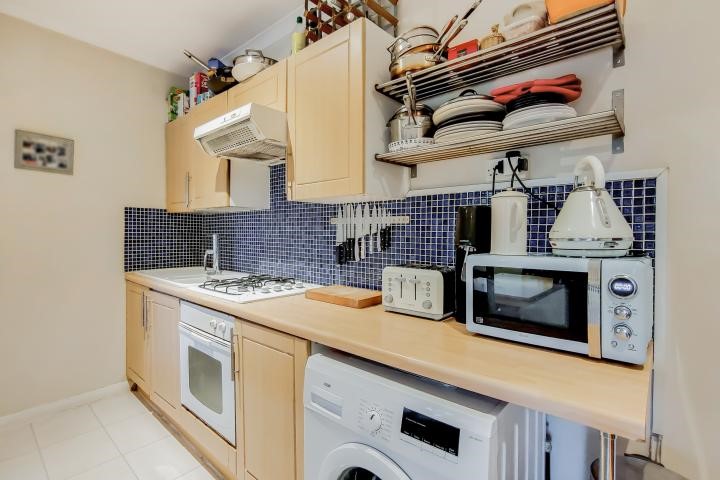 206B Rotherhithe New Road, South Bermondsey, SE16 3EH