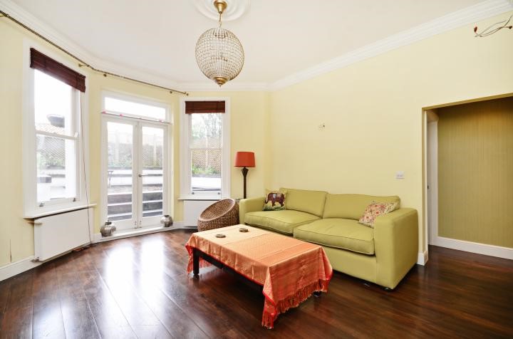 Flat 2, 62 Sinclair Road, Brook Green, W14 0NH