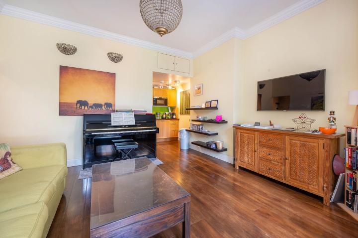 Flat 2, 62 Sinclair Road, Brook Green, W14 0NH