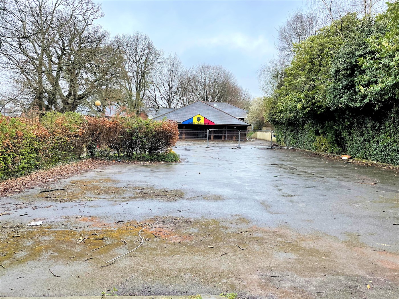 Former Little Chef roadside restaurant, London Road, Handcross, Haywards Heath, RH17 6BD