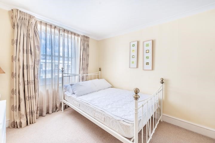 Flat 1, 34-36 Harcourt Terrace, London, SW10 9JR