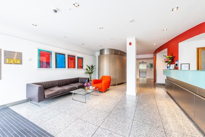 152 Salamanca Square, 9 Albert Embankment, London, SE1