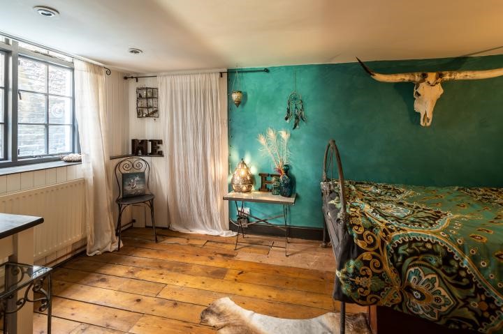 9A St Quintin Avenue, London, W10 6NX