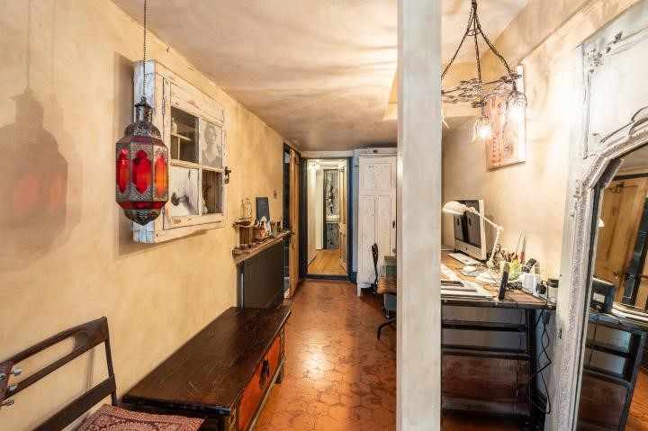 9A St Quintin Avenue, London, W10 6NX