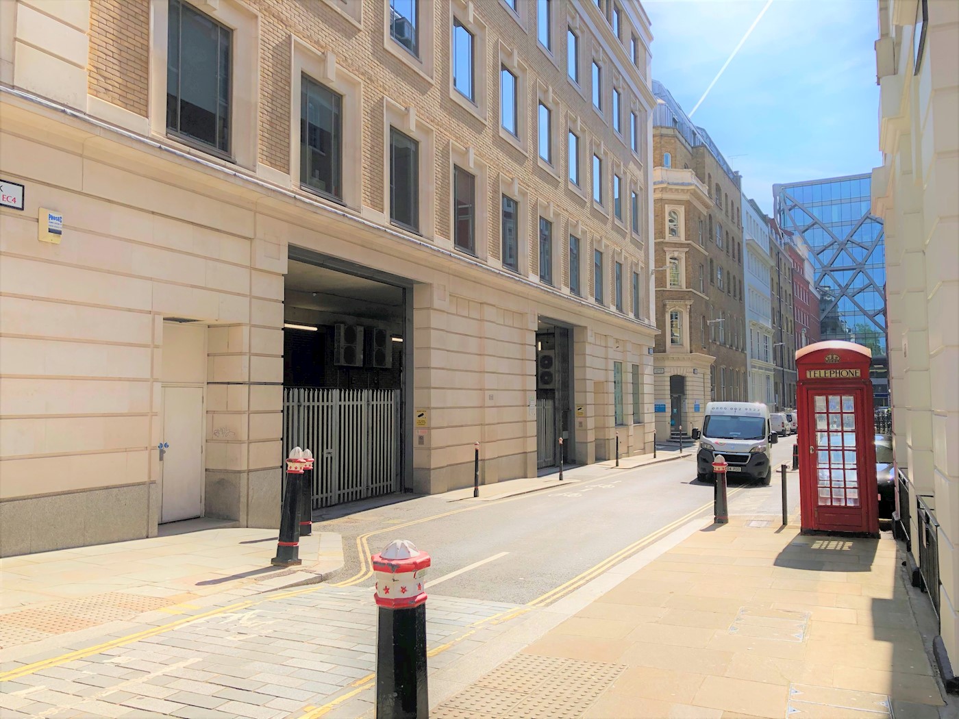 Telephone Kiosk on Cloak Lane, City of London, EC4R 2RU