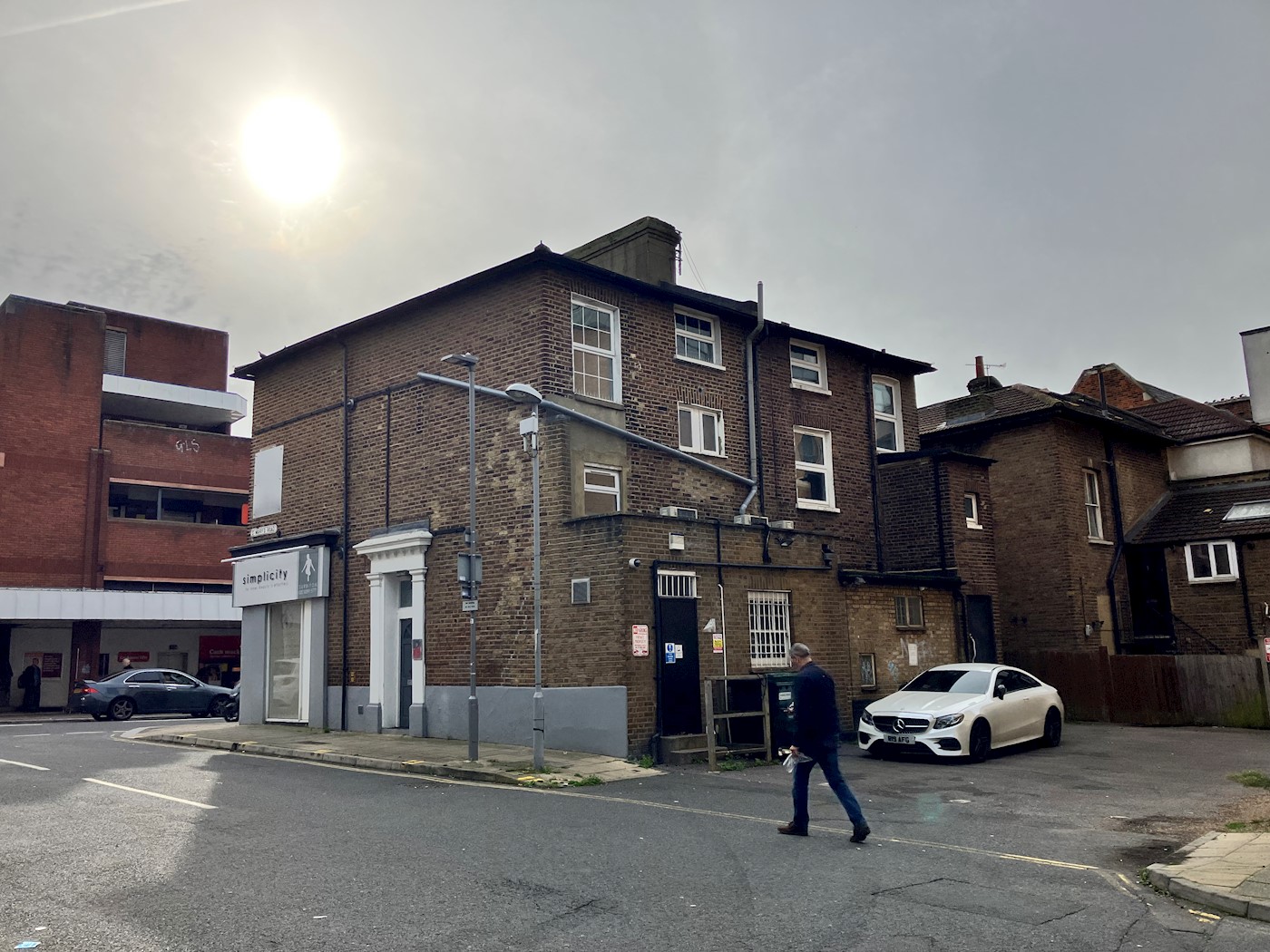 34 Victoria Road, Surbiton, KT6 4JL