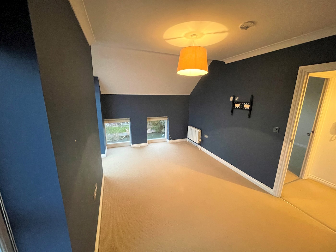 12 Fusion Court, Broadmeads, Ware, SG12 9EJ