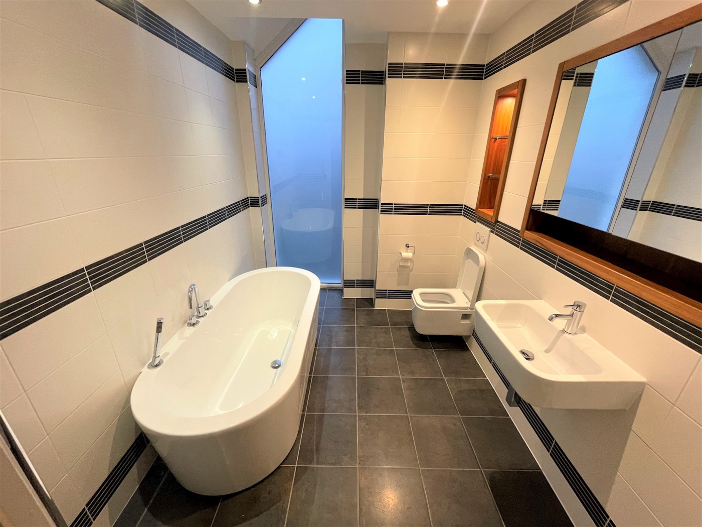 12 Fusion Court, Broadmeads, Ware, SG12 9EJ
