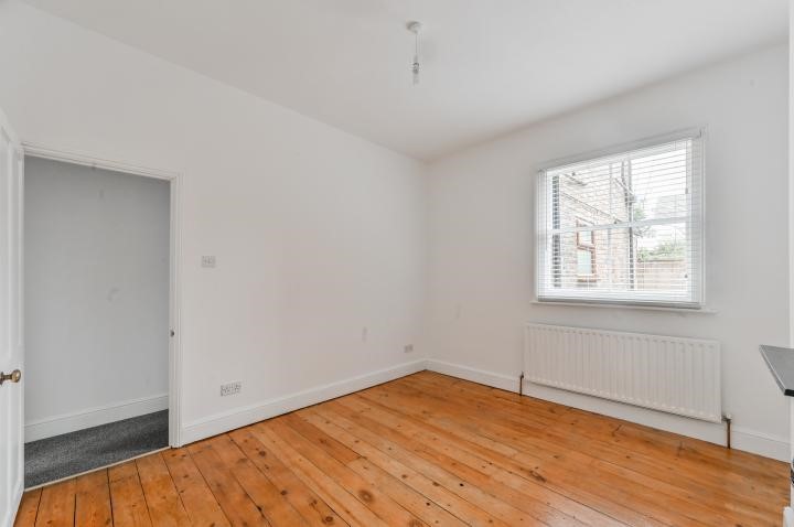 Hampshire Road, London, N22