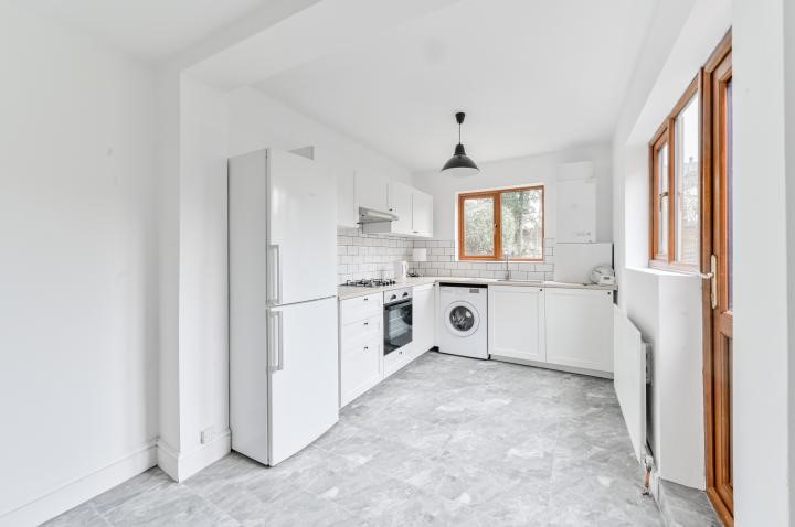 Hampshire Road, London, N22