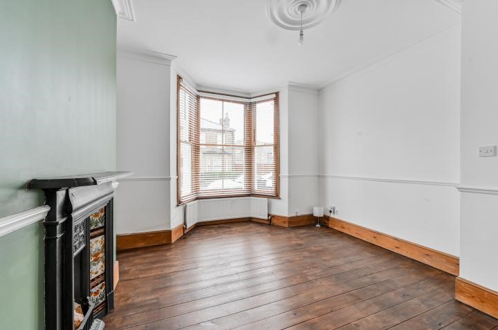 Hampshire Road, London, N22