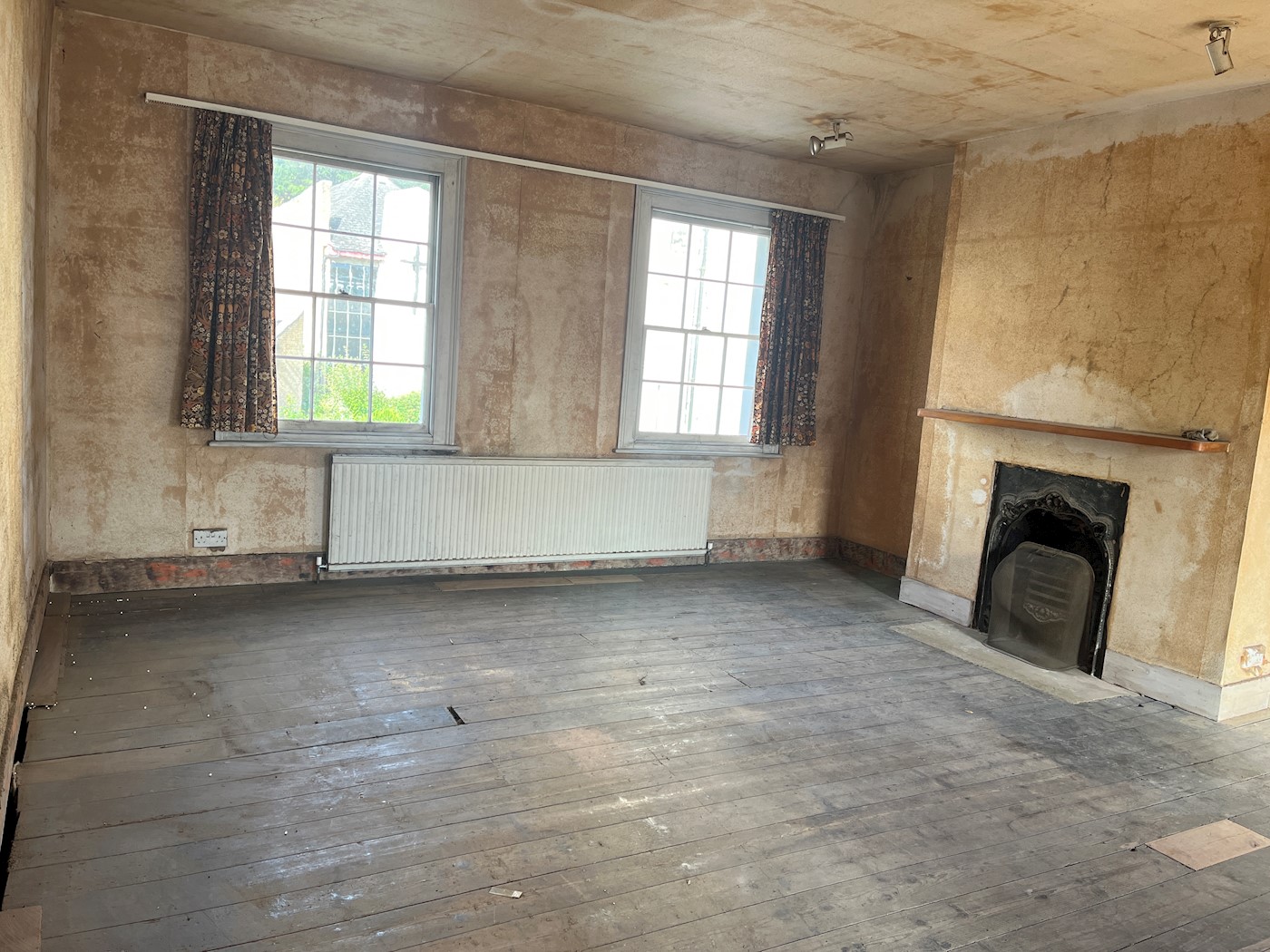 48 Gipsy Hill, London, SE19 1NL