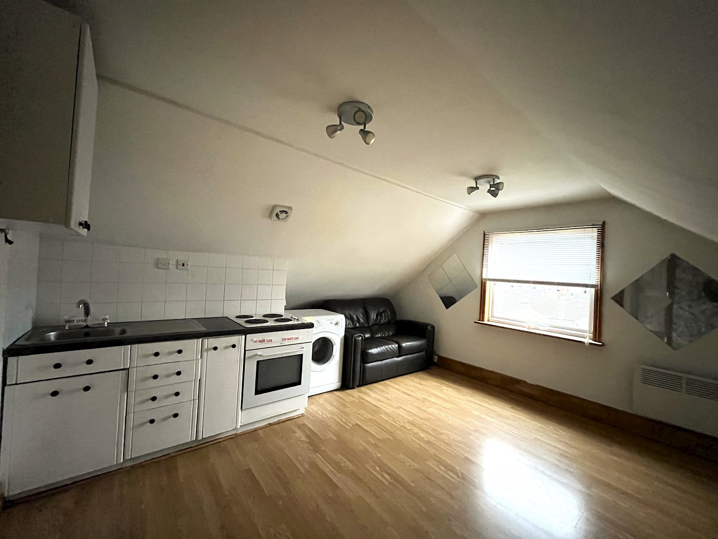 Flat 14, 23-25, Biscot Road, Luton, LU3 1AH