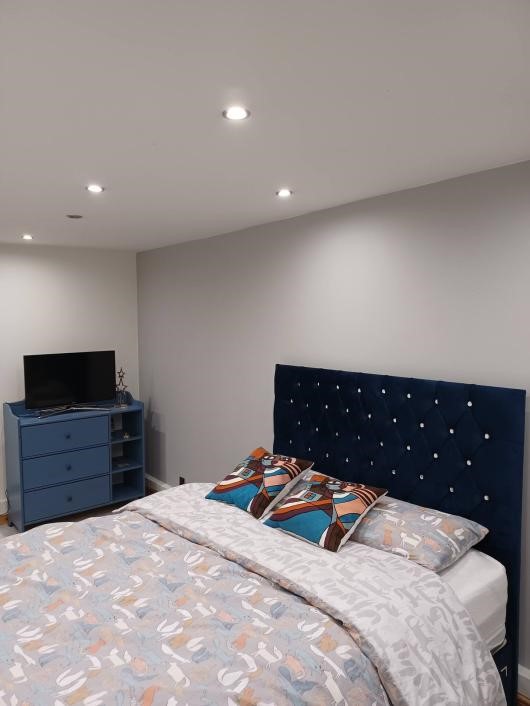 Wentworth Crescent, London, SE15