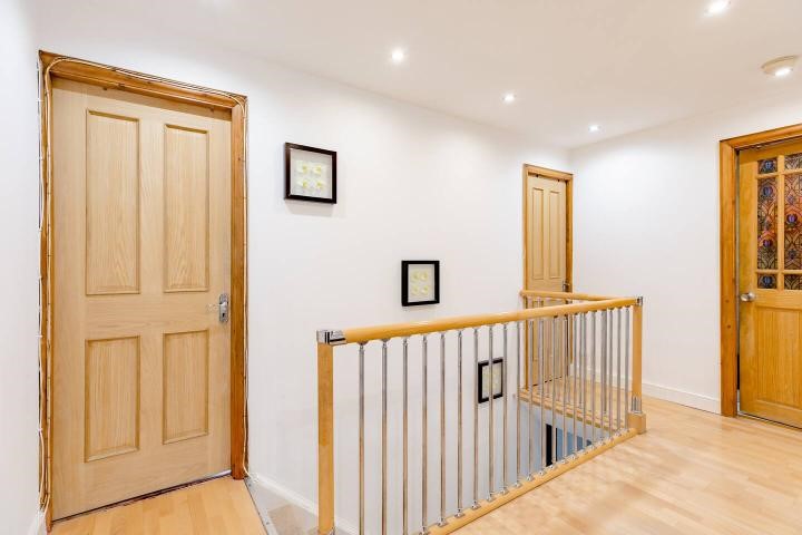 Wentworth Crescent, London, SE15