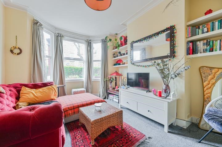 Fallsbrook Road, London, SW16