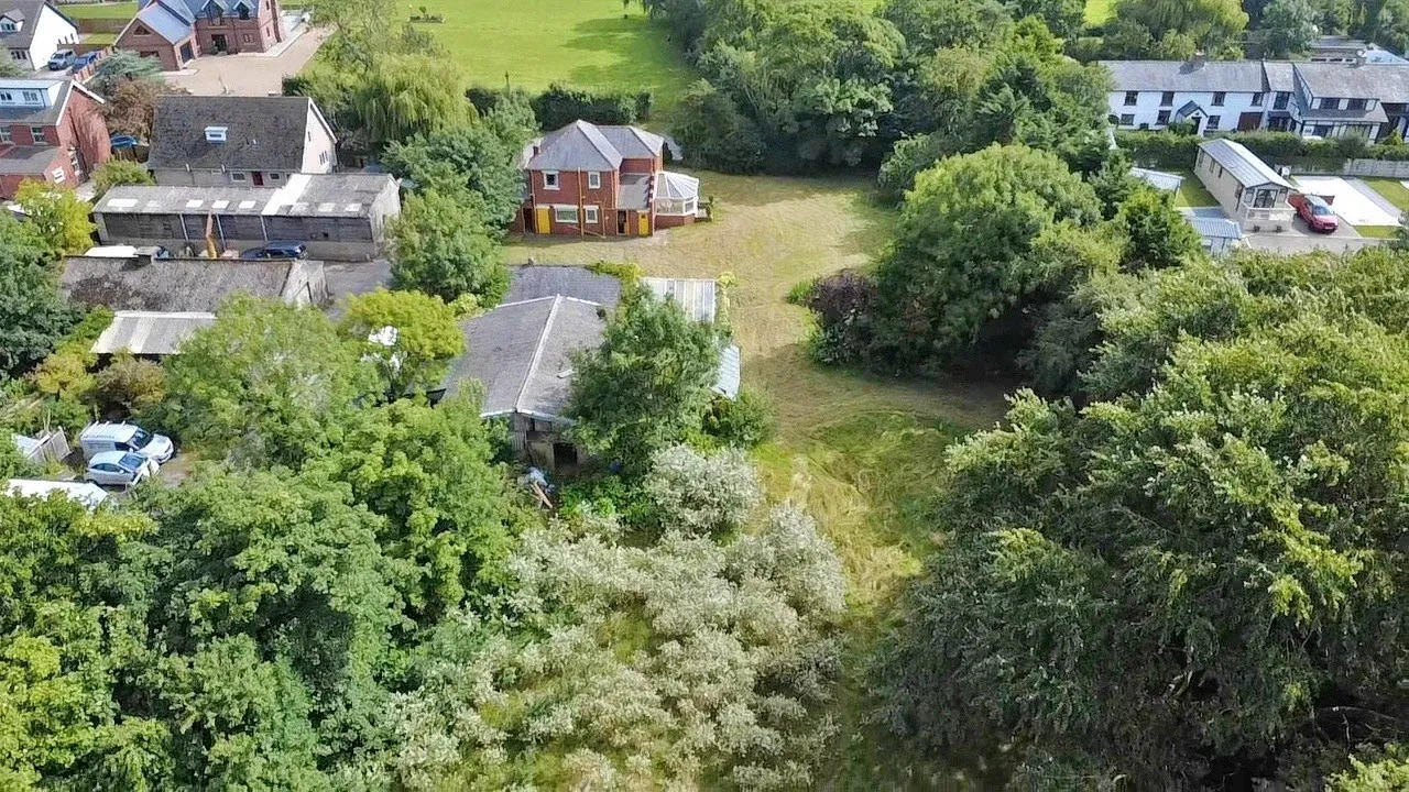 Springwood Farm, Sower Carr Lane, Hambleton, FY6 9DJ