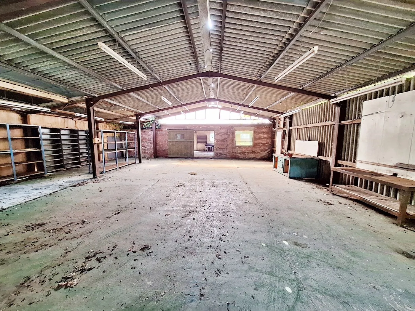 Springwood Farm, Sower Carr Lane, Hambleton, FY6 9DJ
