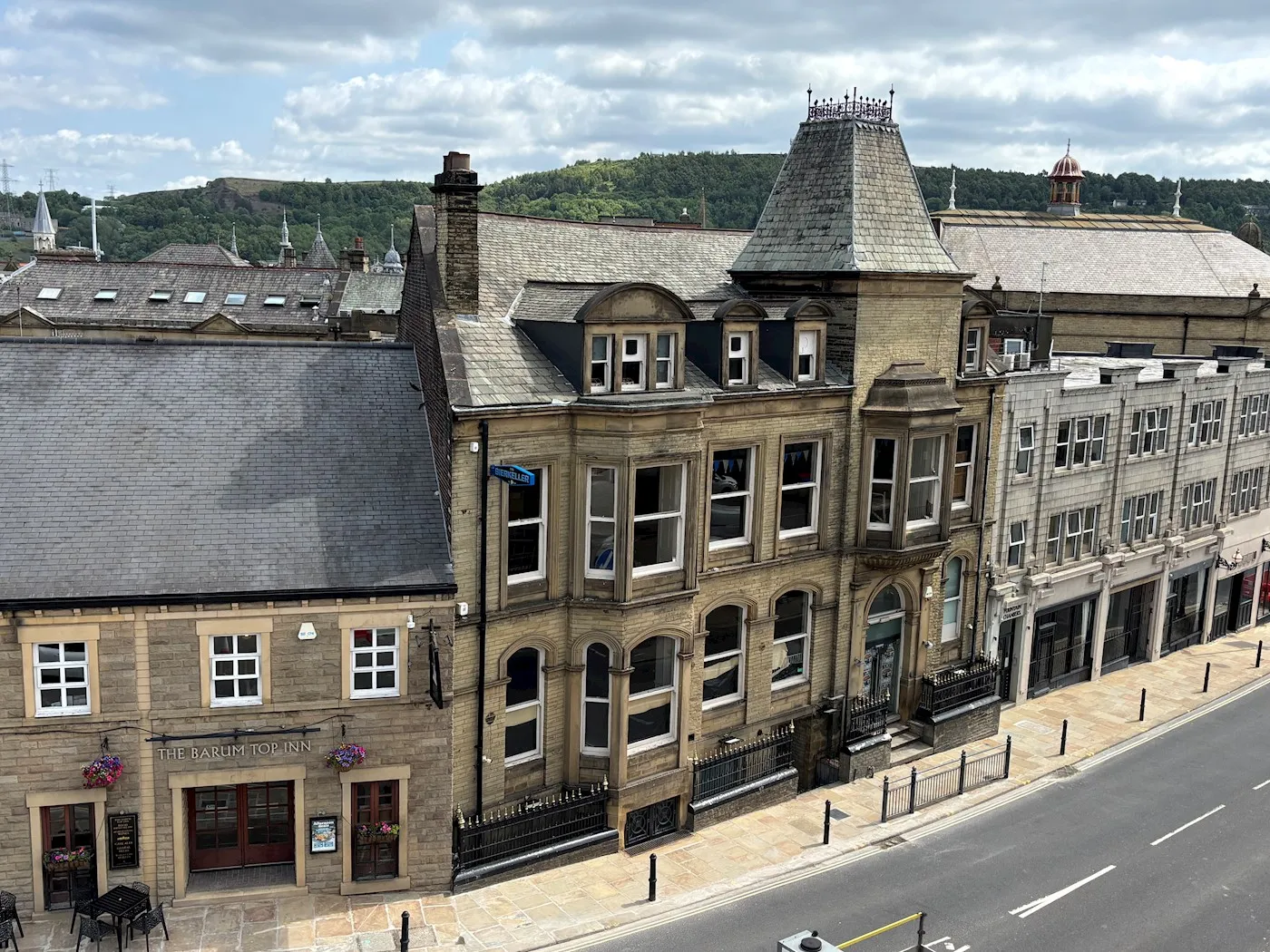 24 Fountain Street, Halifax, HX1 1LW