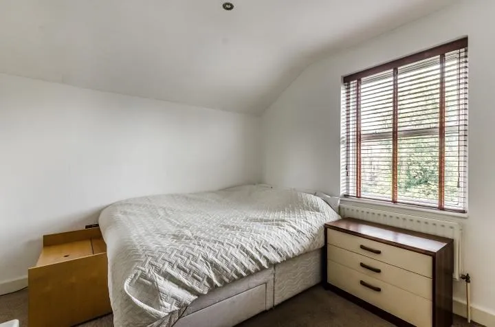 Bloemfontein Road, London, W12
