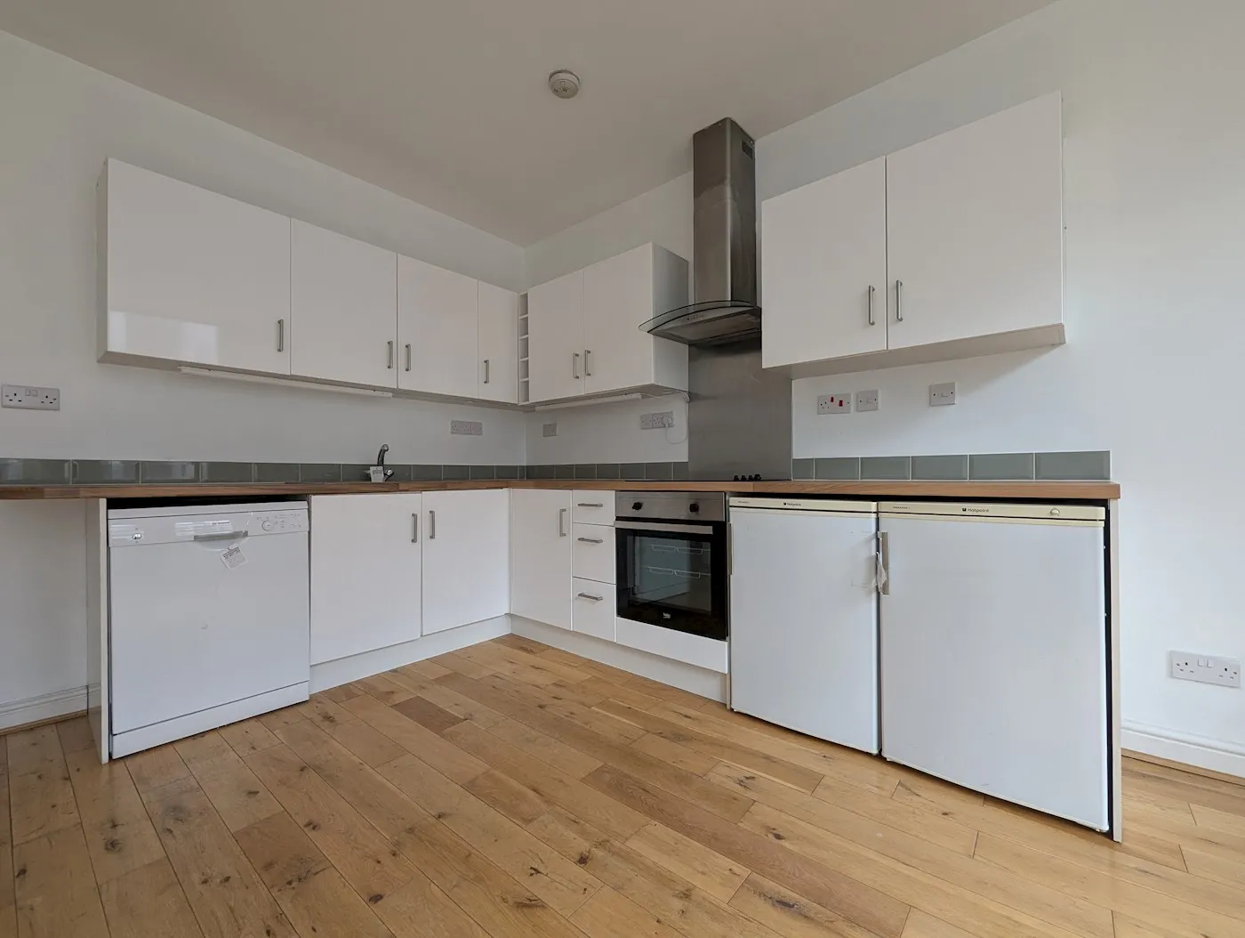 Flat 2, 77 Westow Hill, London, SE19 1TX