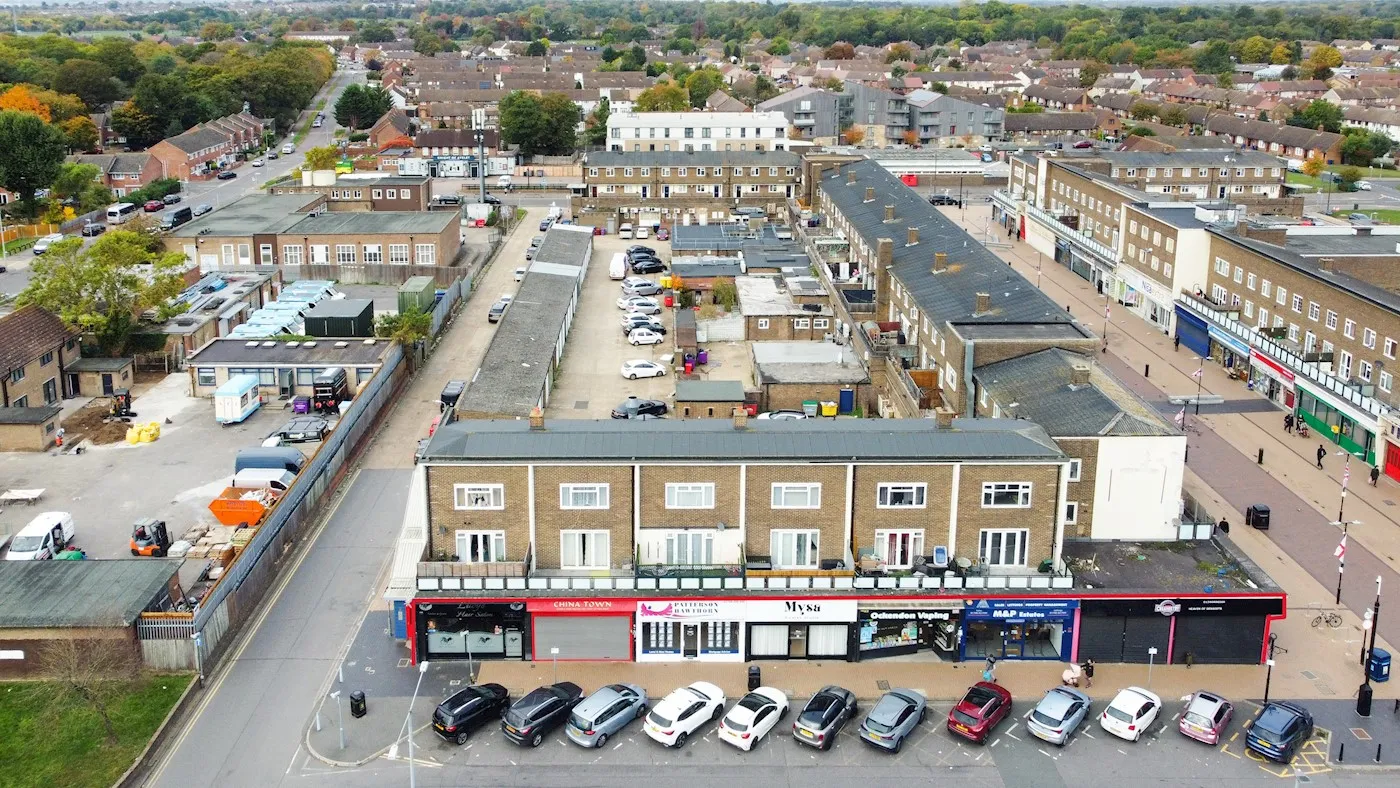 101-111, 125-129 & 131-135 Daiglen Drive Parade, South Ockendon, RM15 5EF