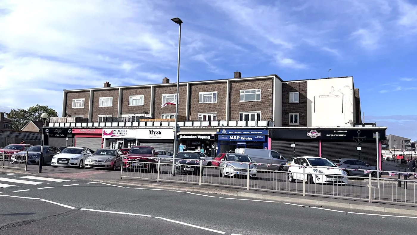 101-111, 125-129 & 131-135 Daiglen Drive Parade, South Ockendon, RM15 5EF
