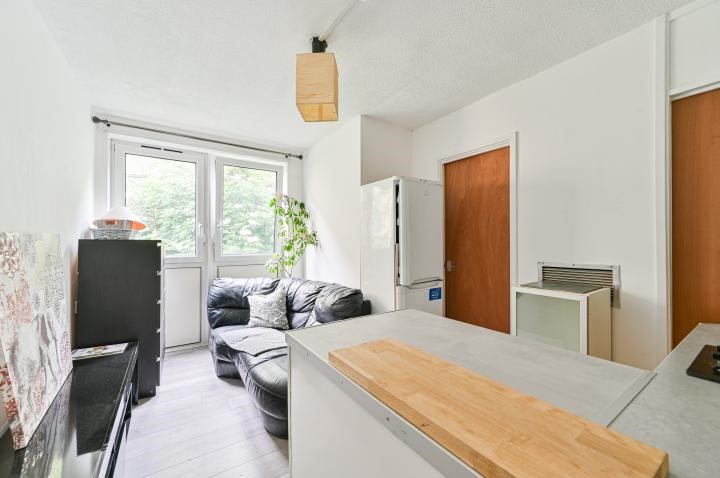 Hodister Close, London, SE5
