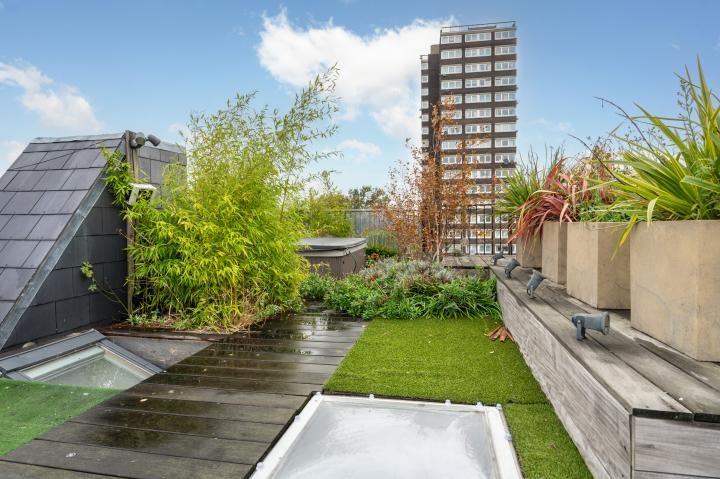 St Stephens Gardens, London, W2