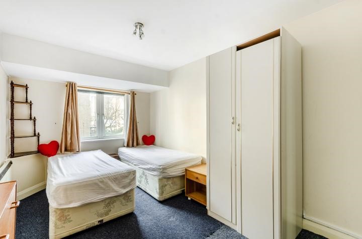 Osprey Heights, Bramlands Close, London, SW11