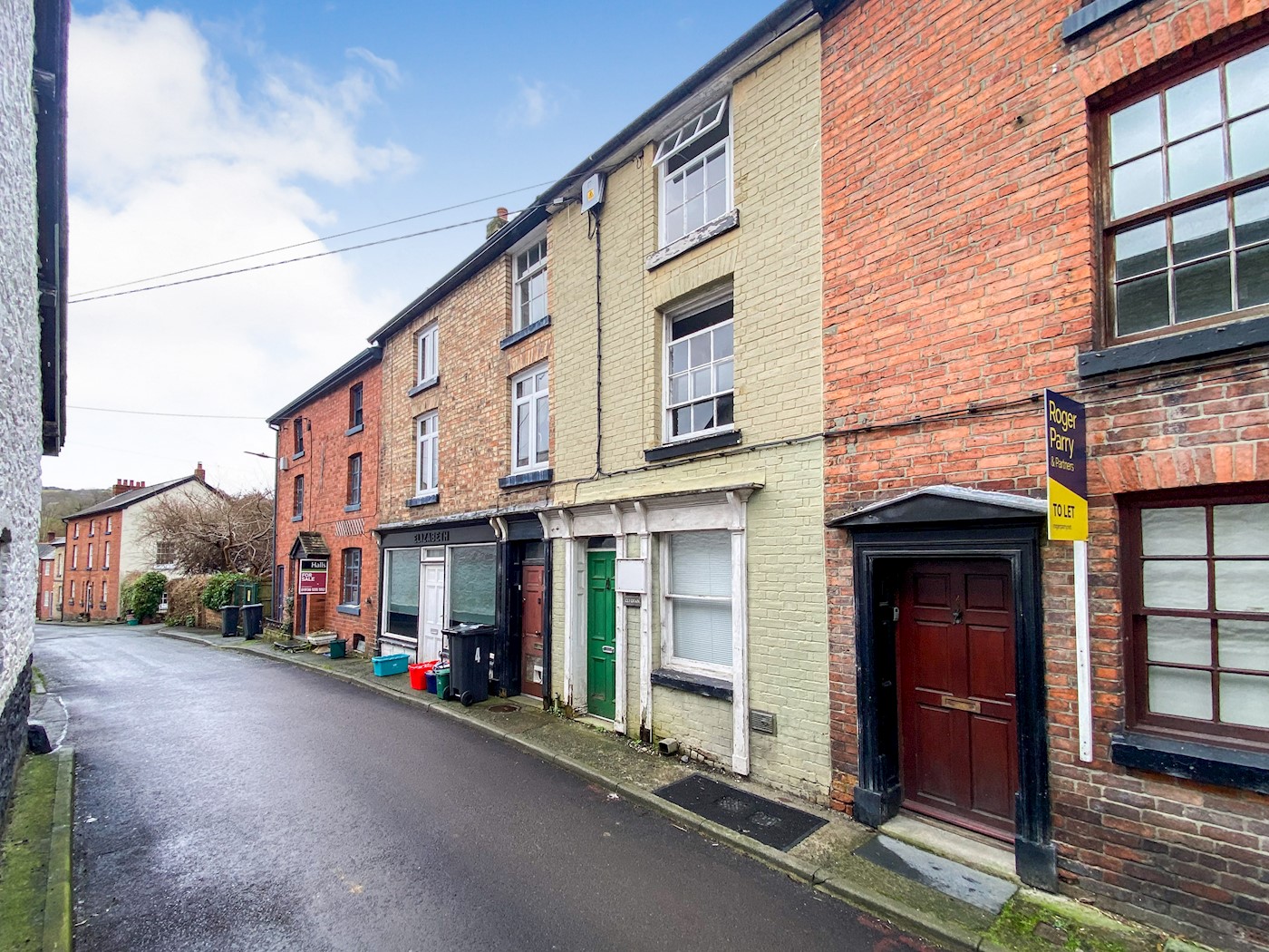 3 Bridge Street, Llanfyllin, SY22 5AU