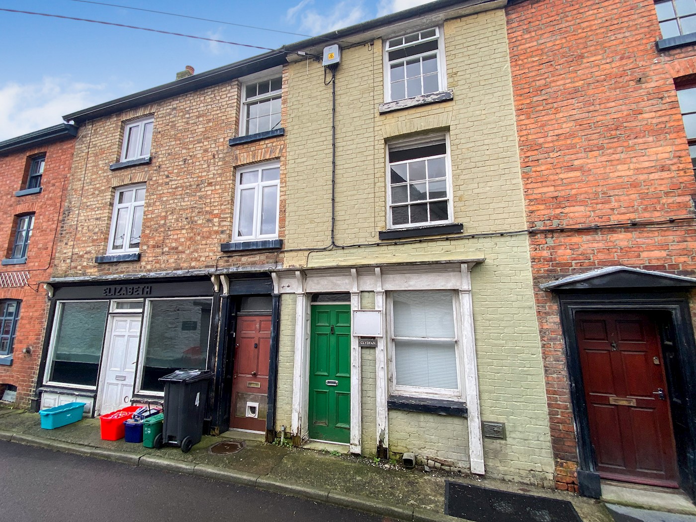 3 Bridge Street, Llanfyllin, SY22 5AU