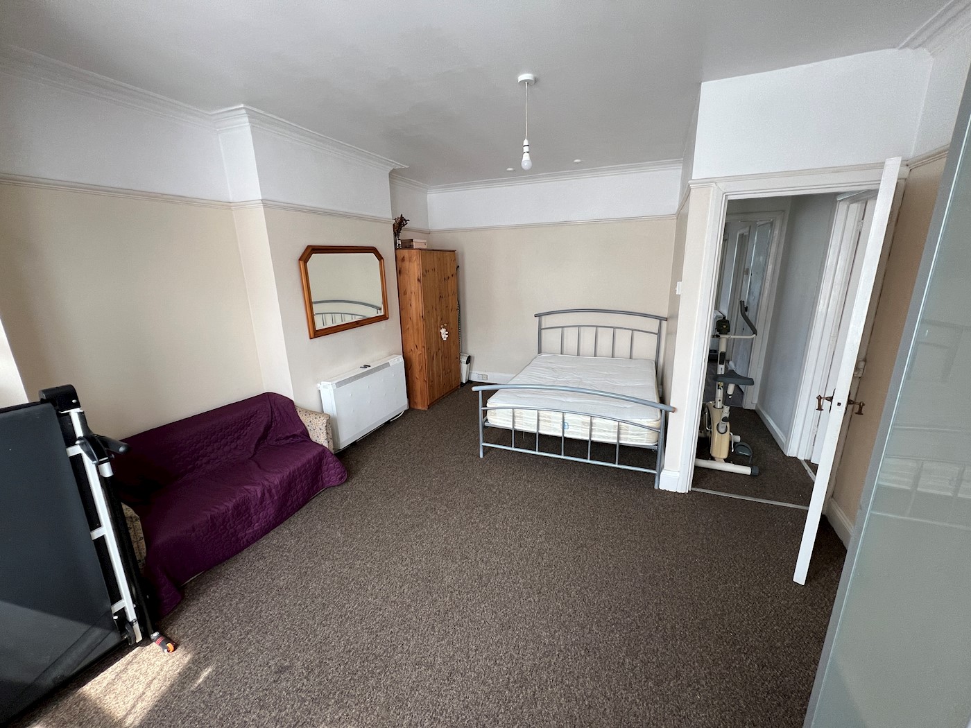 63b Norbury Crescent, Norbury, SW16 4JS