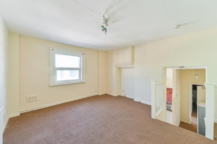 Blenheim Grove, London, SE15