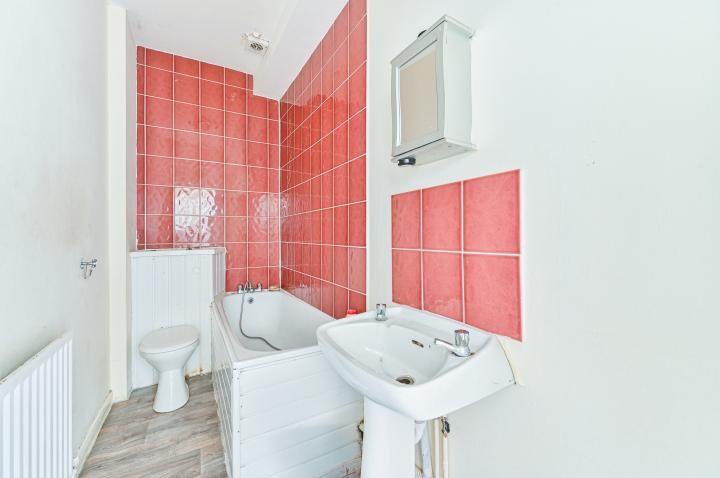 Blenheim Grove, London, SE15
