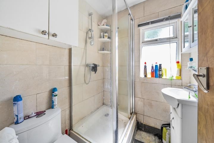 Lichfield Grove, London, N3