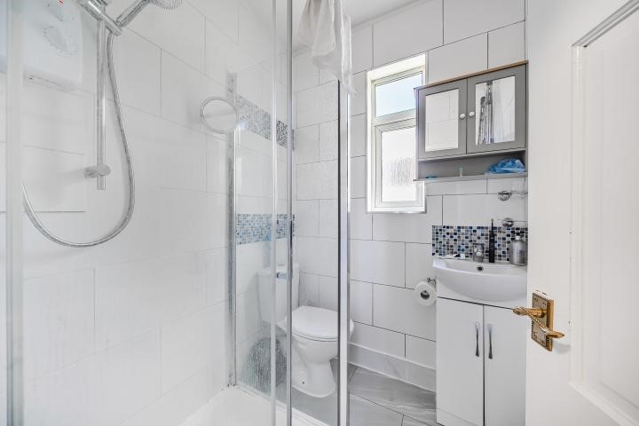 Lichfield Grove, London, N3
