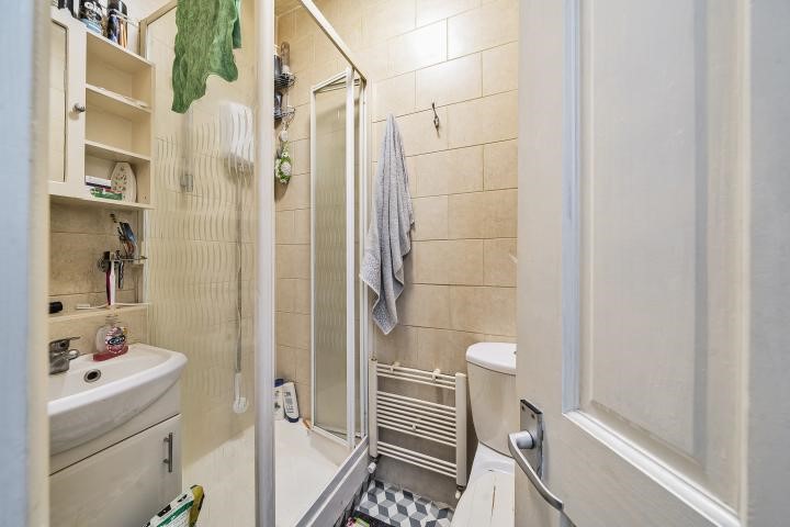 Lichfield Grove, London, N3